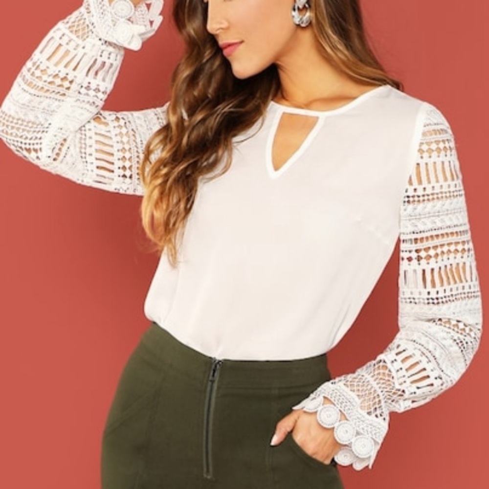 🎉Host pick 🎉Lace intricate sleeve blouse - Picture 4 of 6